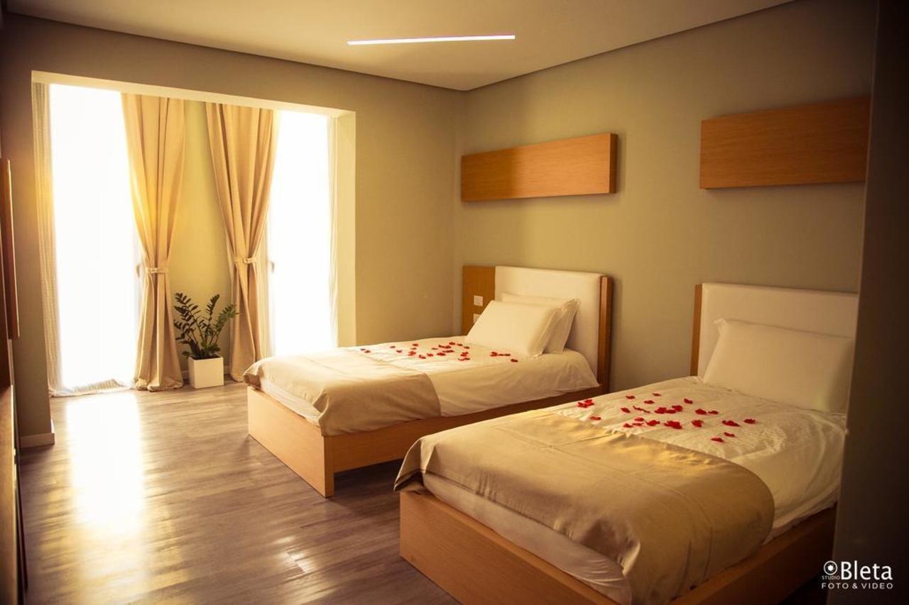 Hotel Bologna Vlorë Eksteriør billede