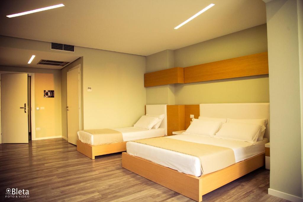Hotel Bologna Vlorë Eksteriør billede